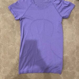 Lululemon Athletica Purple Fitted Short Sleeve Tee